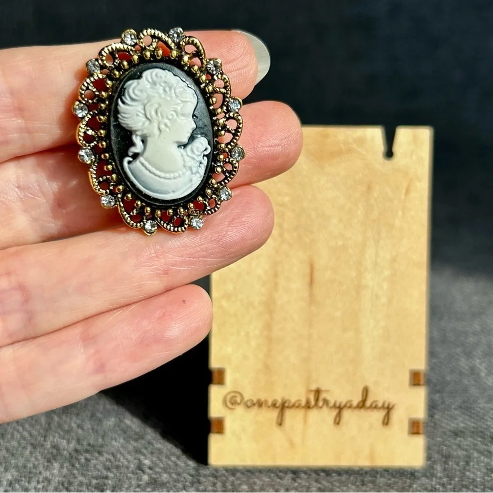Sparkly Cameo Brooch Pin, Rhinestone Filigree Edging Detail, Black, White, Gold